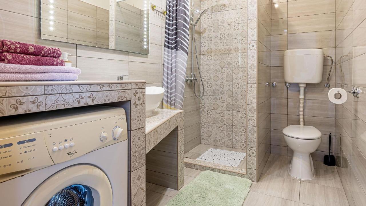Apartments Klara Сень Экстерьер фото