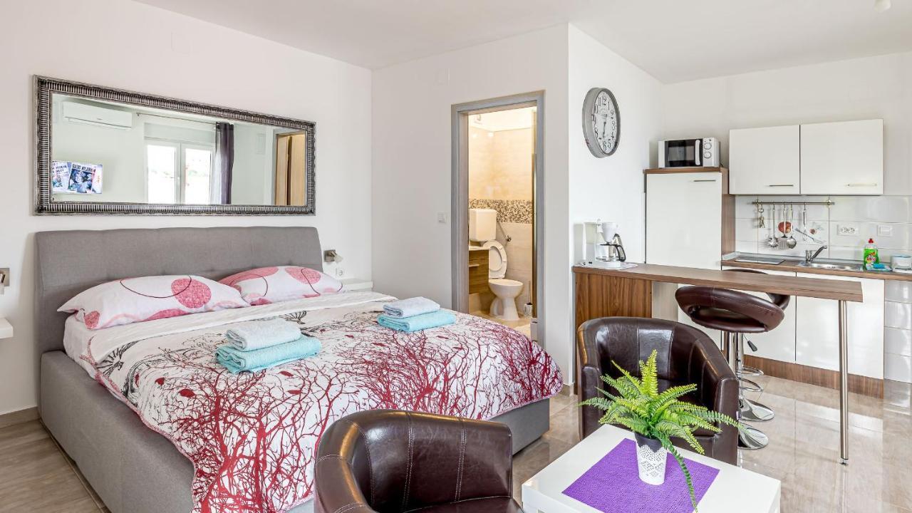 Apartments Klara Сень Экстерьер фото