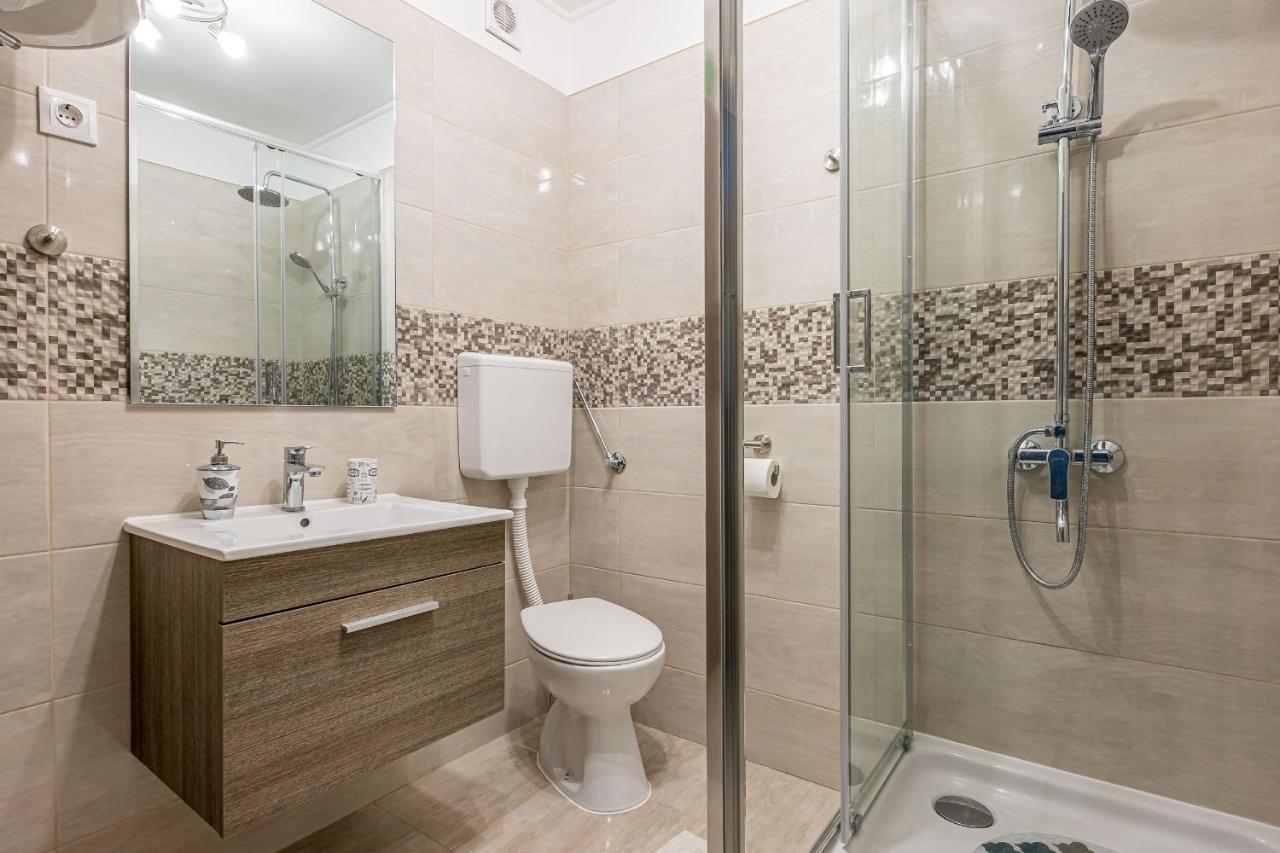 Apartments Klara Сень Экстерьер фото